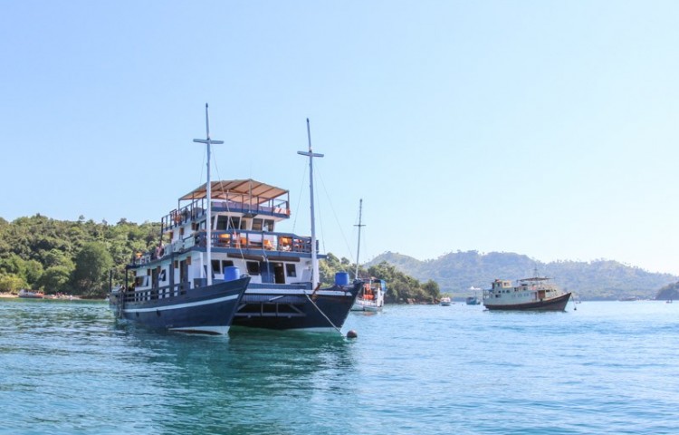 Komodo liveaboard