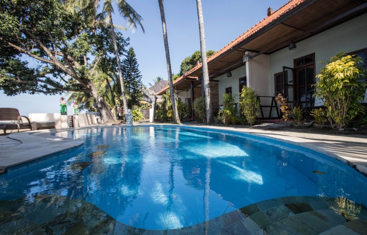 Monkey Bungalows - Relax Bali Resort